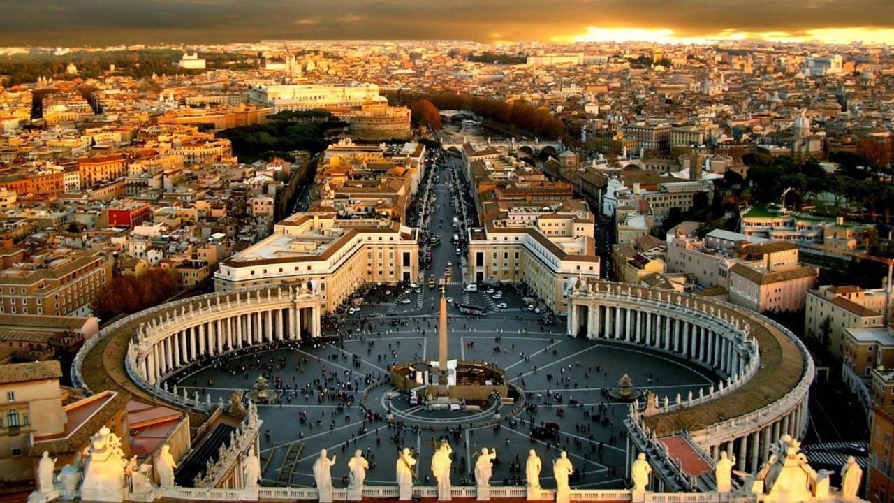Vatican Couette-café